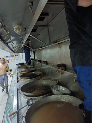 抽油煙機清洗_雙流區大型抽油煙機清洗_上門服務