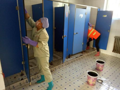 開展環境衛生整治 營造清潔生活環境