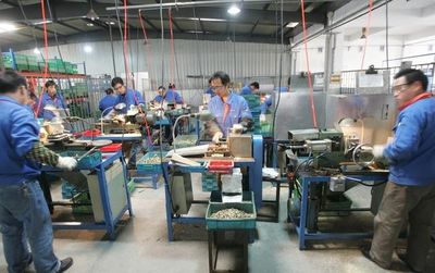 工廠(chǎng)里的“舒適”崗位 輕松工作背后的真相與選擇